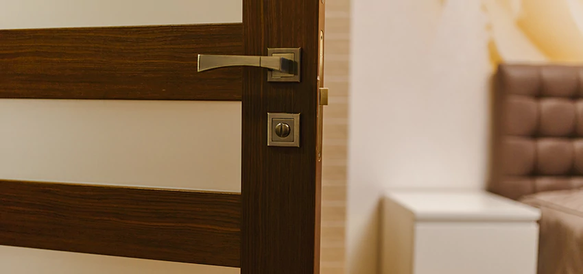 Door Lever Troubleshooting in Quartz Hill, CA