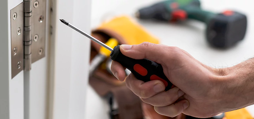 Holiday Emergency Locksmith in Quartz Hill, California
