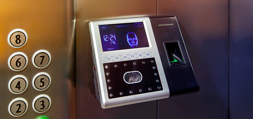 Commercial Locksmith For Lock Repair in Quartz Hill, CA