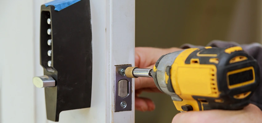 Eviction Locksmith For Key Duplication in Quartz Hill, California