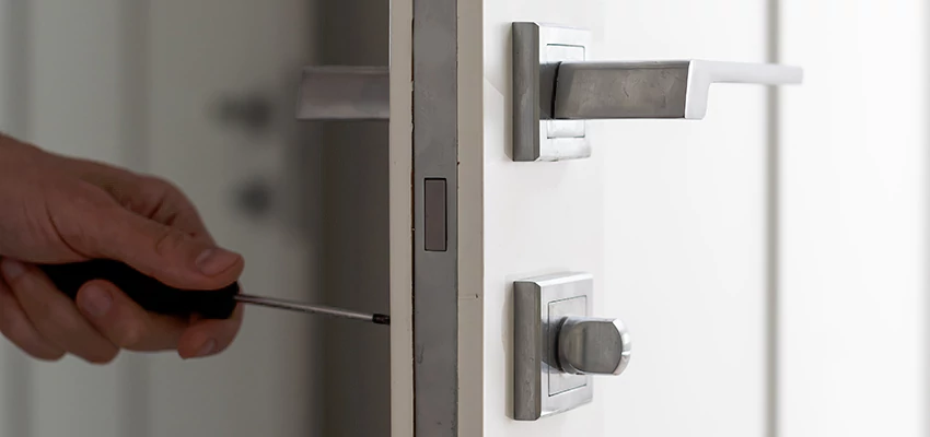 Automotive Lock Installation in Quartz Hill, CA